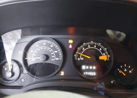 2016 Jeep Compass Sport z USA, uszkodzony, nr VIN 1C4NJDBB2GD523872